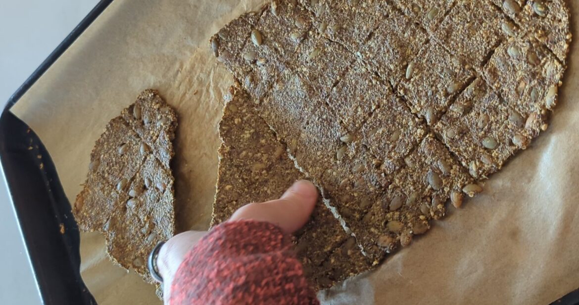 gf flax crackers