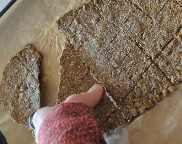 gf flax crackers