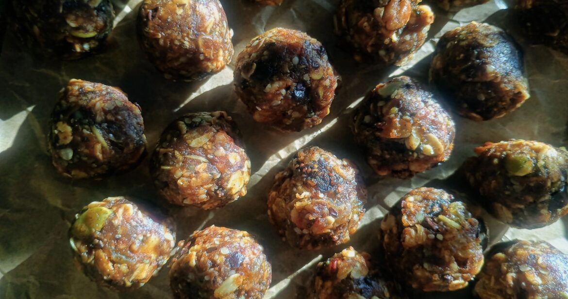 Pumpkin Energy Bites