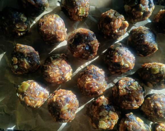 Pumpkin Energy Bites